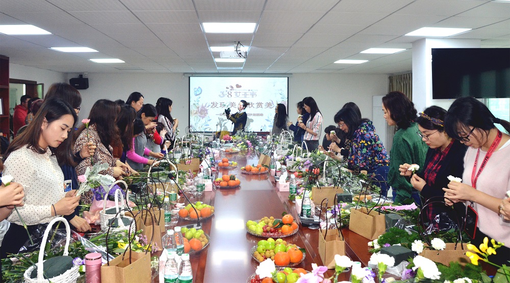 廣州插花花藝沙龍文案以及活動(dòng)流程費(fèi)用